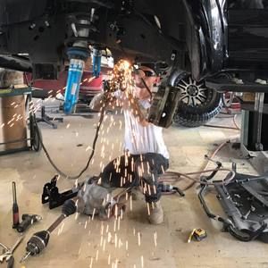 Meet your Posher, Robert